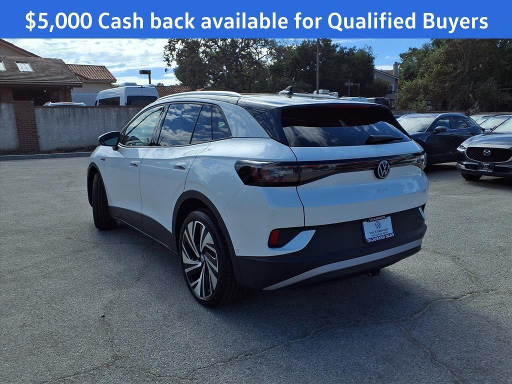 new 2025 Volkswagen ID.4 car, priced at $55,039