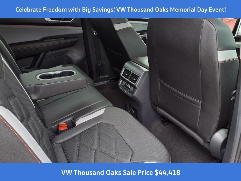 new 2025 Volkswagen Atlas car, priced at $44,418