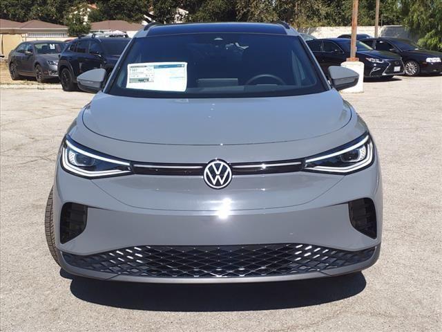 new 2024 Volkswagen ID.4 car, priced at $29,677