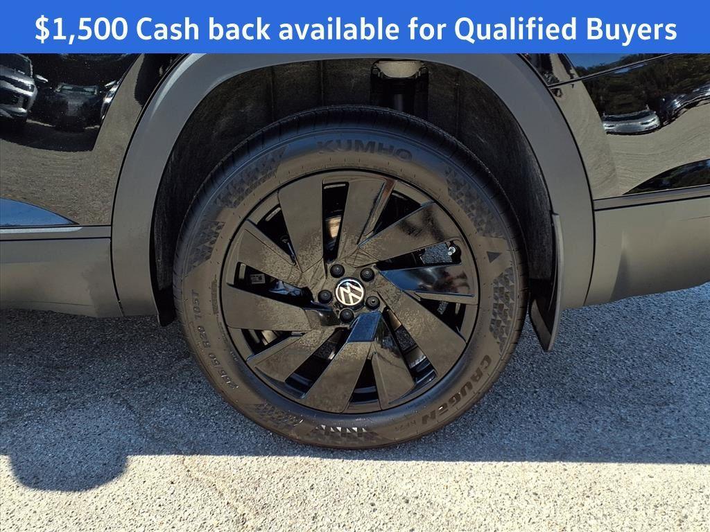 new 2026 Volkswagen Atlas car, priced at $47,677