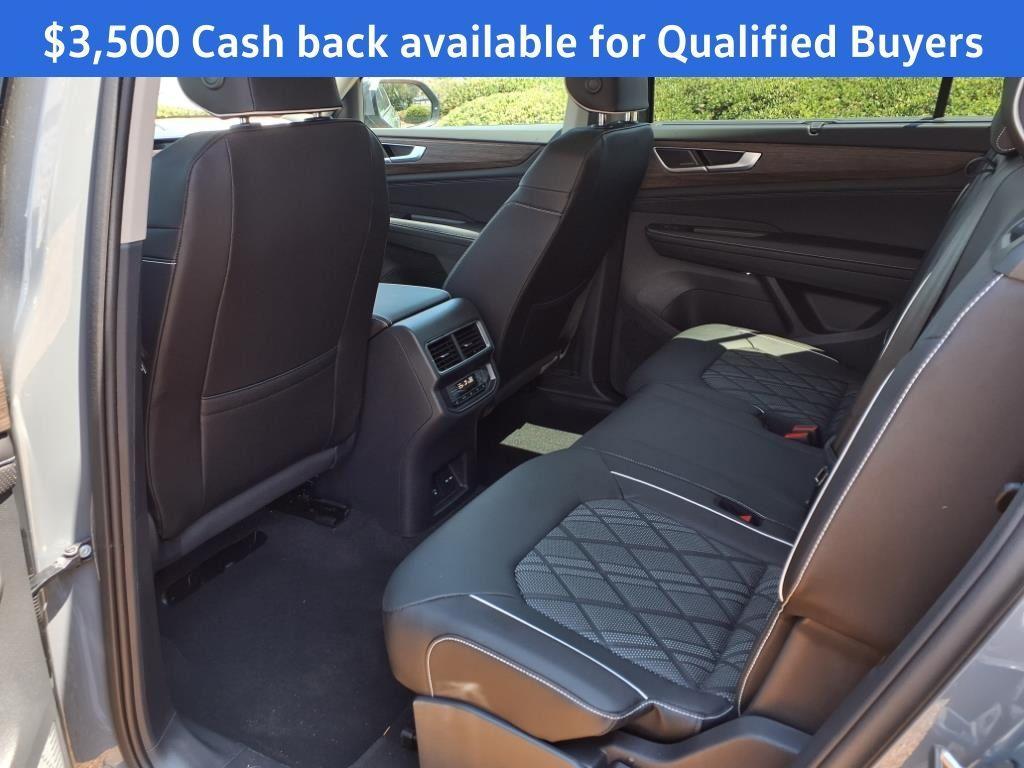 new 2025 Volkswagen Atlas car, priced at $51,387