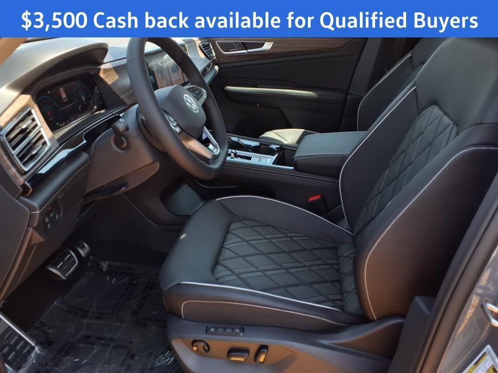 new 2025 Volkswagen Atlas car, priced at $51,387