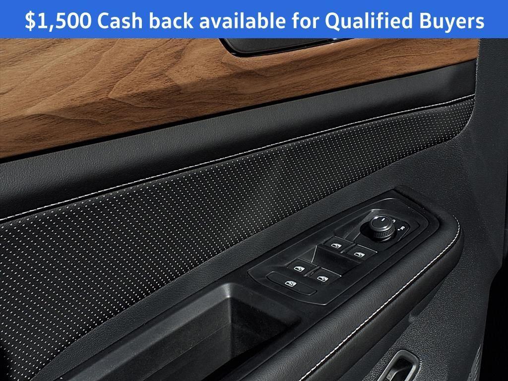 new 2026 Volkswagen Atlas car, priced at $46,821