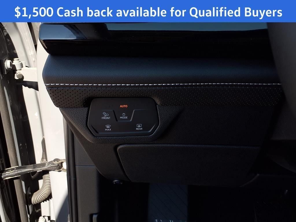 new 2026 Volkswagen Atlas car, priced at $46,821