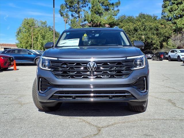 new 2025 Volkswagen Atlas car, priced at $52,338