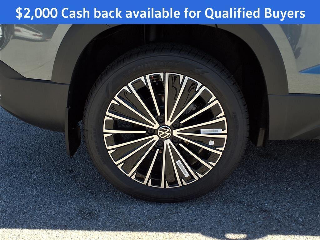 new 2025 Volkswagen Taos car, priced at $27,286