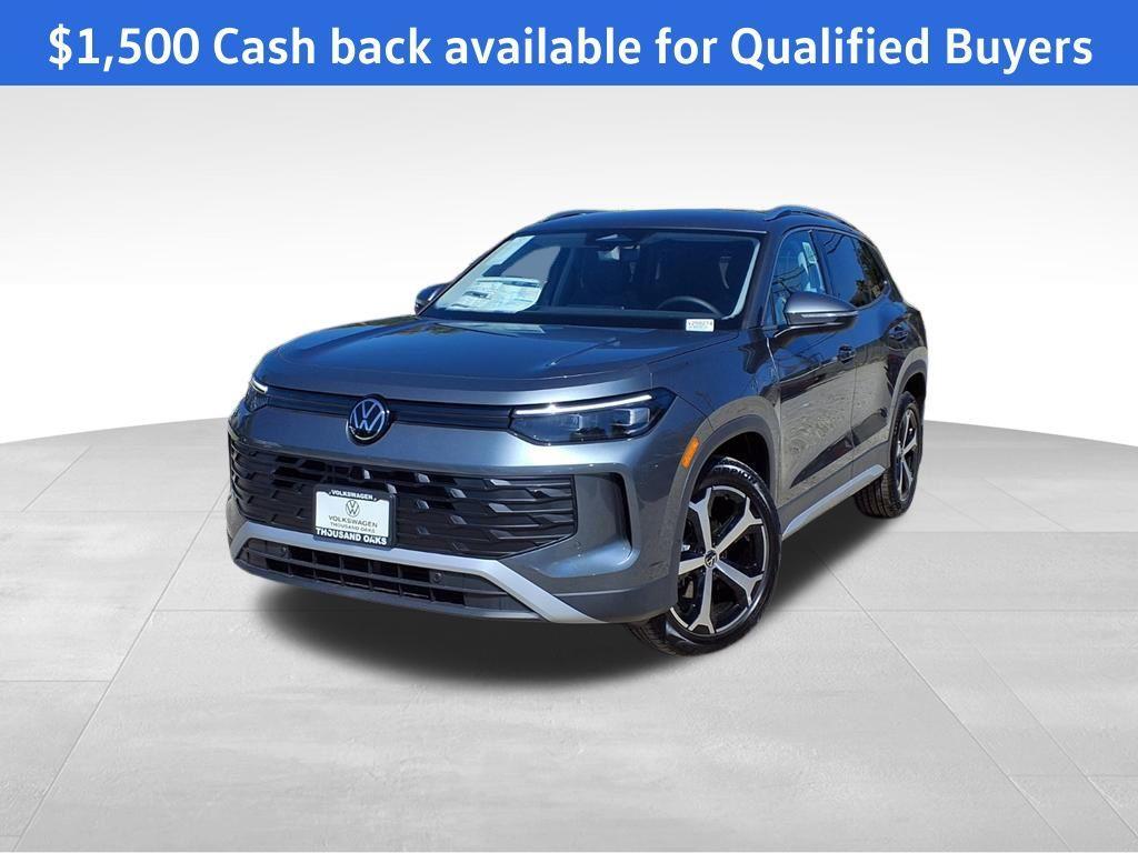 new 2025 Volkswagen Tiguan car, priced at $32,894