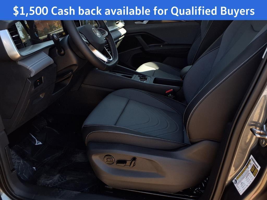 new 2025 Volkswagen Tiguan car, priced at $32,894