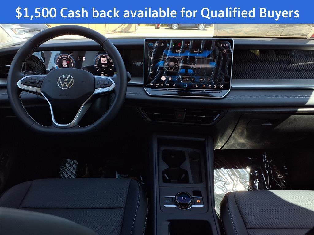 new 2025 Volkswagen Tiguan car, priced at $32,894