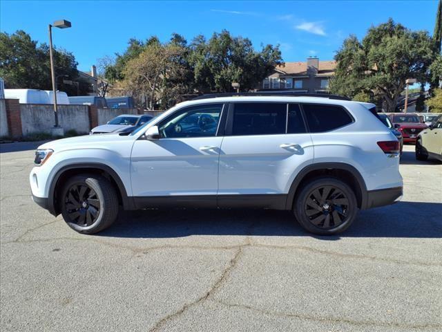 new 2025 Volkswagen Atlas car, priced at $43,960