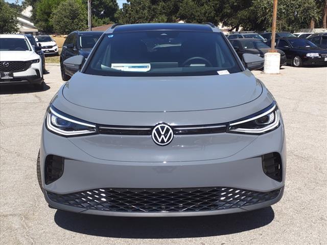 new 2024 Volkswagen ID.4 car, priced at $29,660