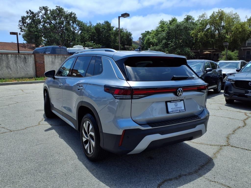 new 2025 Volkswagen Tiguan car, priced at $29,902