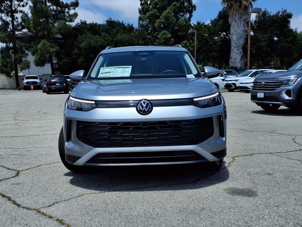 new 2025 Volkswagen Tiguan car, priced at $29,902