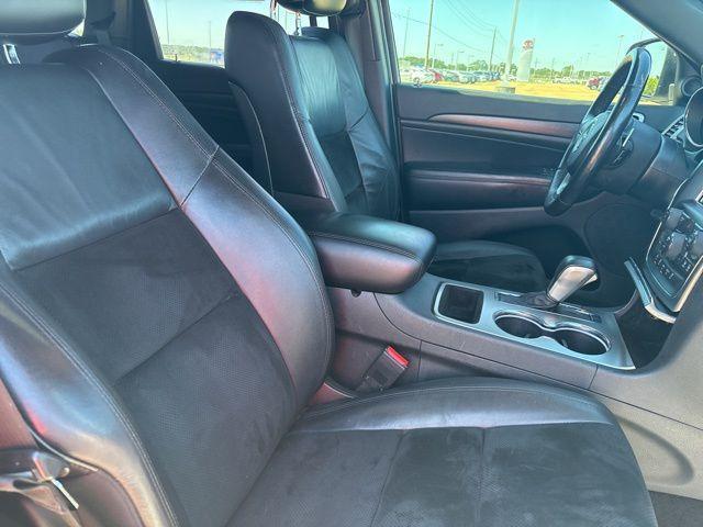 used 2017 Jeep Grand Cherokee car, priced at $9,000