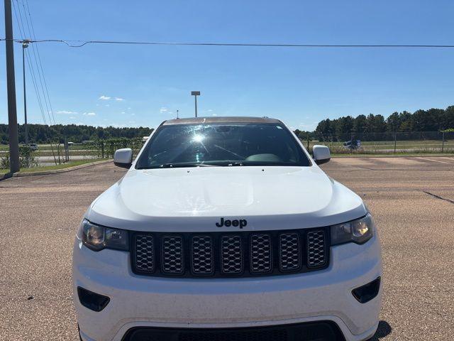 used 2017 Jeep Grand Cherokee car, priced at $9,000