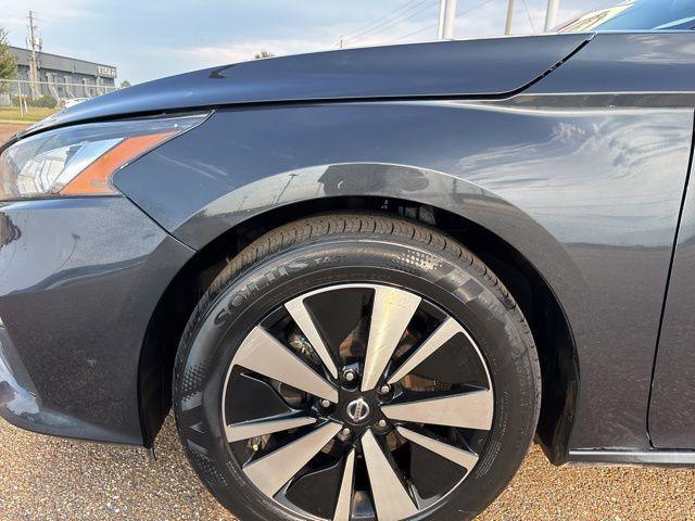 used 2022 Nissan Altima car, priced at $17,300