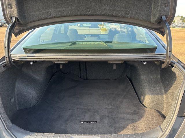 used 2022 Nissan Altima car, priced at $17,300
