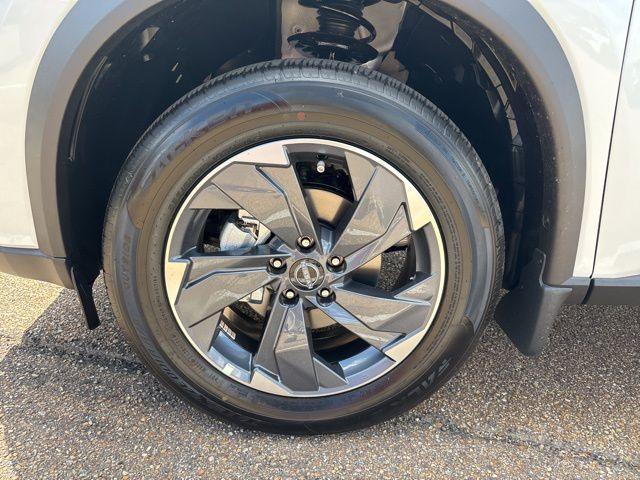 new 2026 Nissan Rogue car, priced at $31,266
