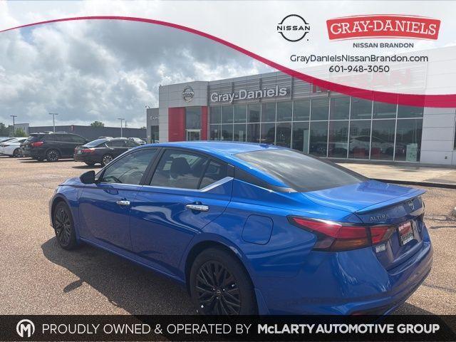 new 2025 Nissan Altima car, priced at $27,006