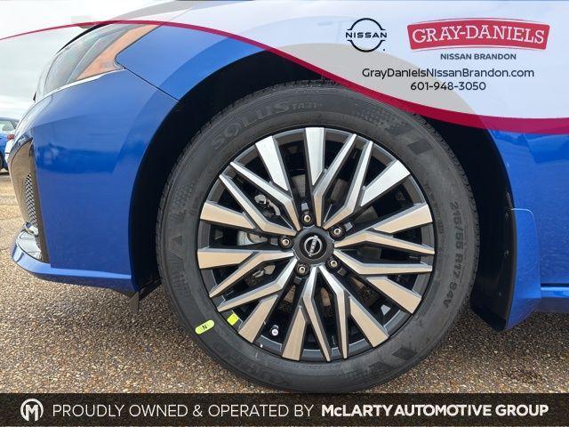 new 2025 Nissan Altima car, priced at $28,168