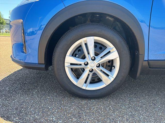 new 2025 Nissan Kicks Play car, priced at $23,230