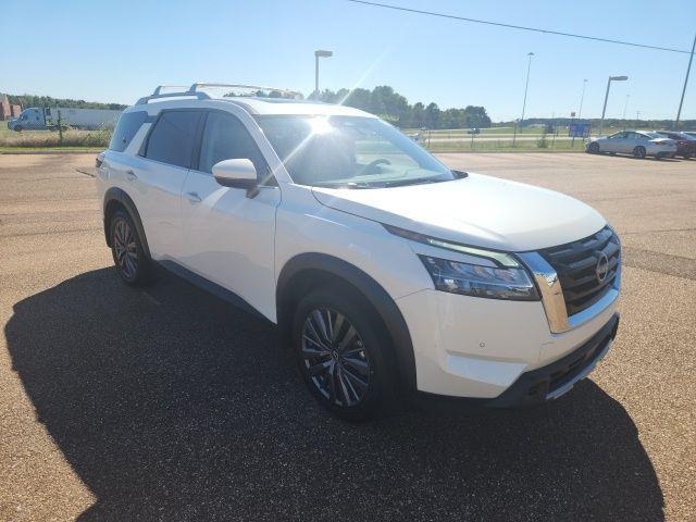 used 2024 Nissan Pathfinder car, priced at $34,900