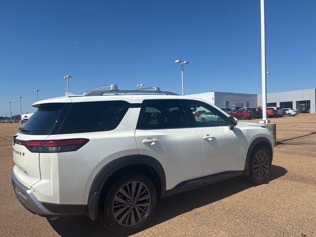 used 2024 Nissan Pathfinder car, priced at $34,500