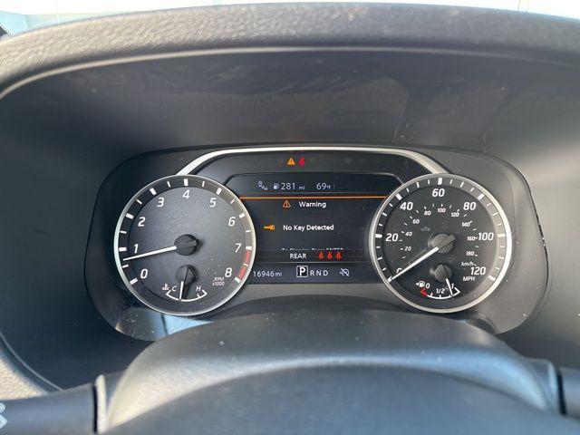 used 2024 Nissan Frontier car, priced at $31,200