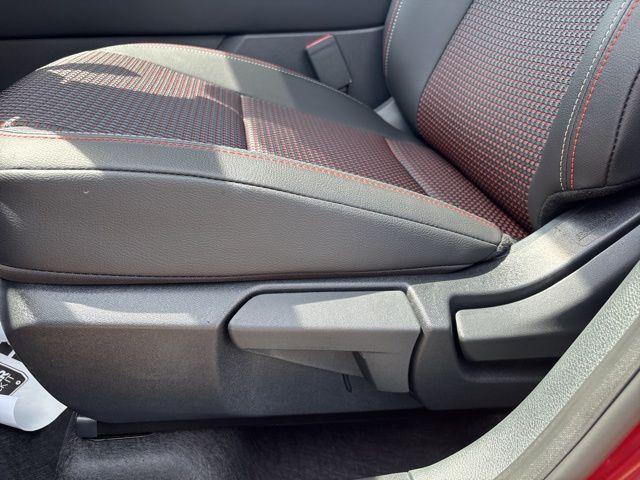 new 2025 Nissan Kicks car, priced at $26,307