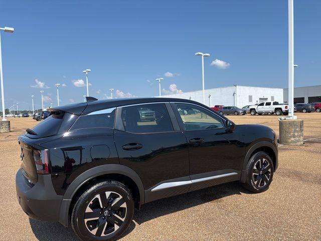 new 2025 Nissan Kicks car, priced at $26,175