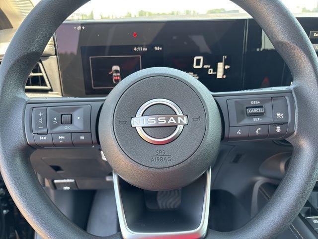 new 2025 Nissan Kicks car, priced at $26,175