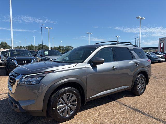 new 2025 Nissan Pathfinder car, priced at $34,367