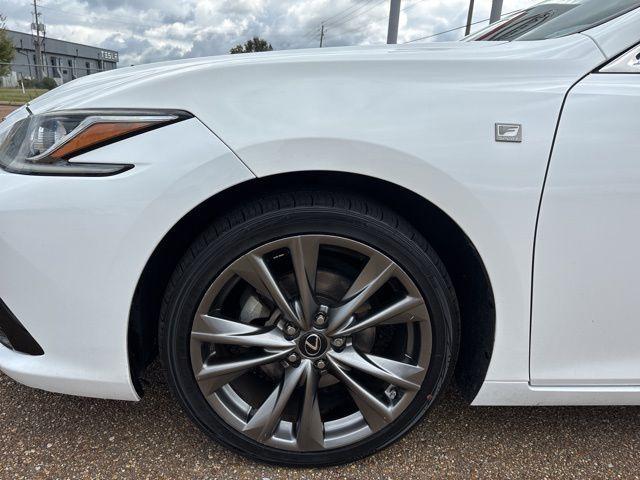 used 2020 Lexus ES 350 car, priced at $25,600