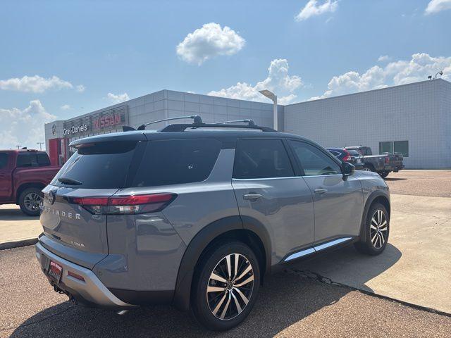 new 2025 Nissan Pathfinder car, priced at $44,316