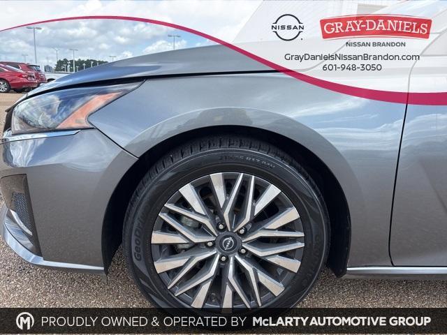 used 2023 Nissan Altima car, priced at $20,600