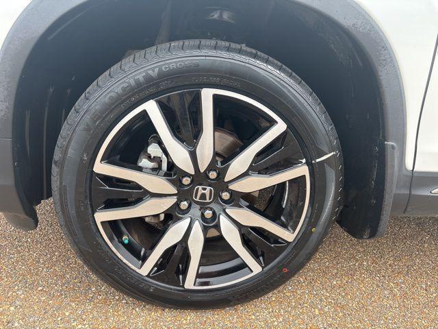 used 2021 Honda Pilot car, priced at $23,300