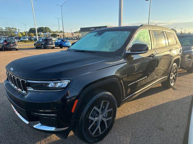 used 2025 Jeep Grand Cherokee L car, priced at $41,900
