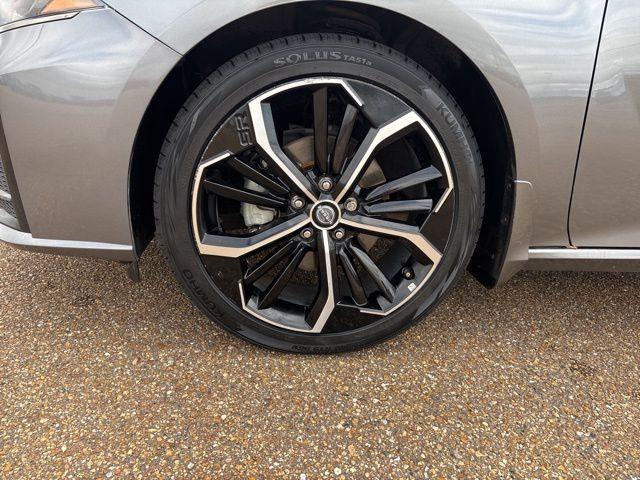 used 2023 Nissan Altima car, priced at $20,900