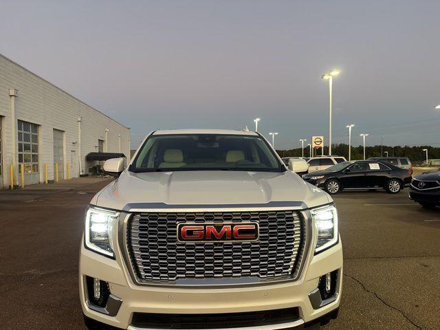 used 2023 GMC Yukon XL car, priced at $56,000