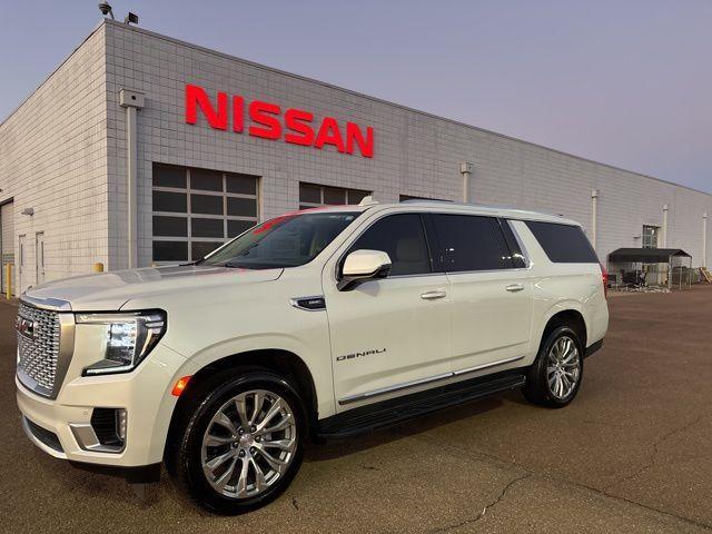 used 2023 GMC Yukon XL car, priced at $56,000