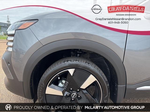 new 2025 Nissan Kicks car, priced at $29,020