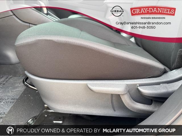 new 2025 Nissan Kicks car, priced at $23,071