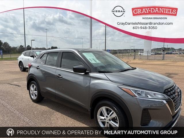 new 2025 Nissan Kicks car, priced at $23,071