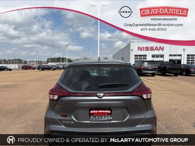 new 2025 Nissan Kicks car, priced at $23,071