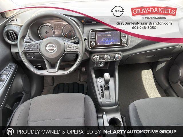 new 2025 Nissan Kicks Play car, priced at $23,071
