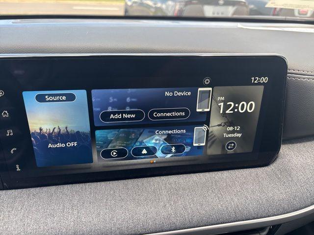 new 2025 Nissan Kicks car, priced at $26,579