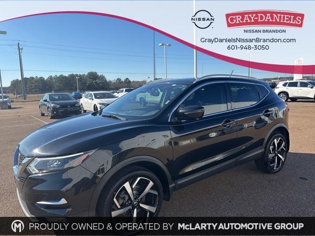 used 2020 Nissan Rogue Sport car, priced at $18,200