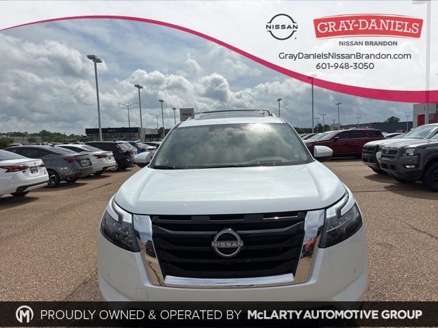 new 2025 Nissan Pathfinder car, priced at $51,056