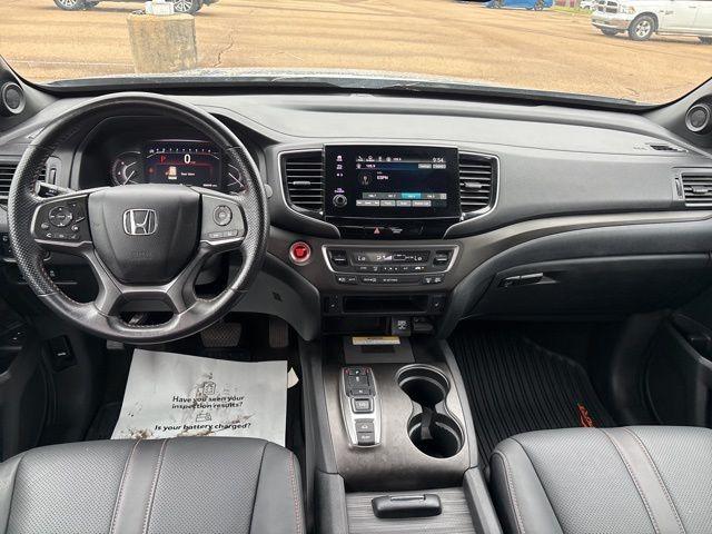 used 2022 Honda Passport car, priced at $28,600