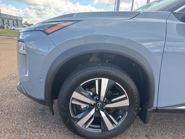 used 2023 Nissan Rogue car, priced at $27,900